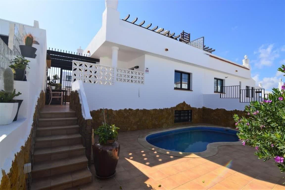 Coco Surfhouse - Coworking Coliving Hotel Corralejo Luaran gambar