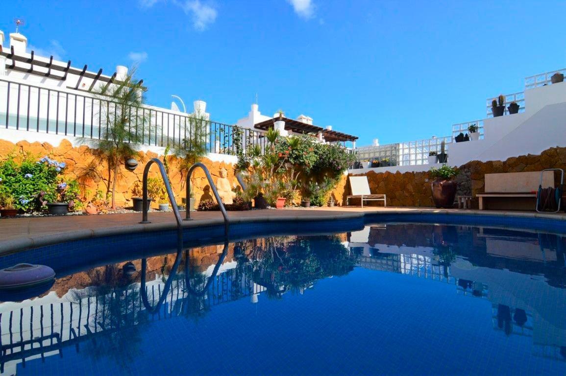 Coco Surfhouse - Coworking Coliving Hotel Corralejo Luaran gambar