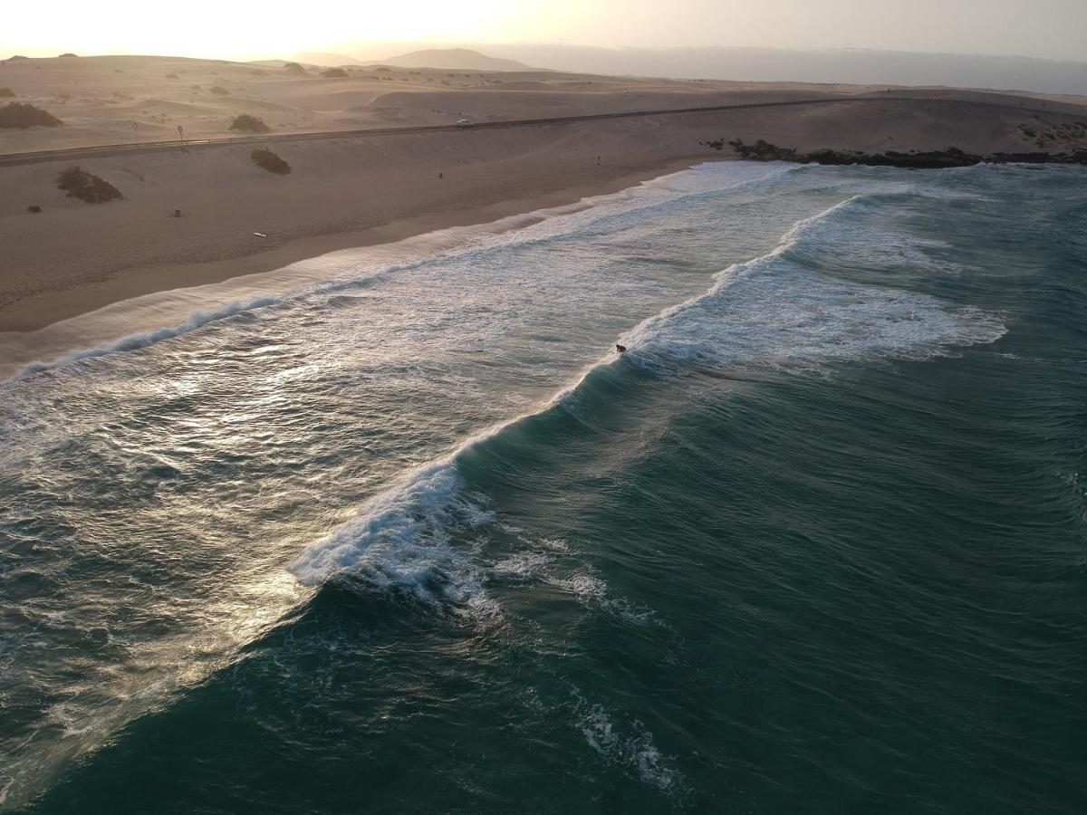 Coco Surfhouse - Coworking Coliving Hotel Corralejo Luaran gambar