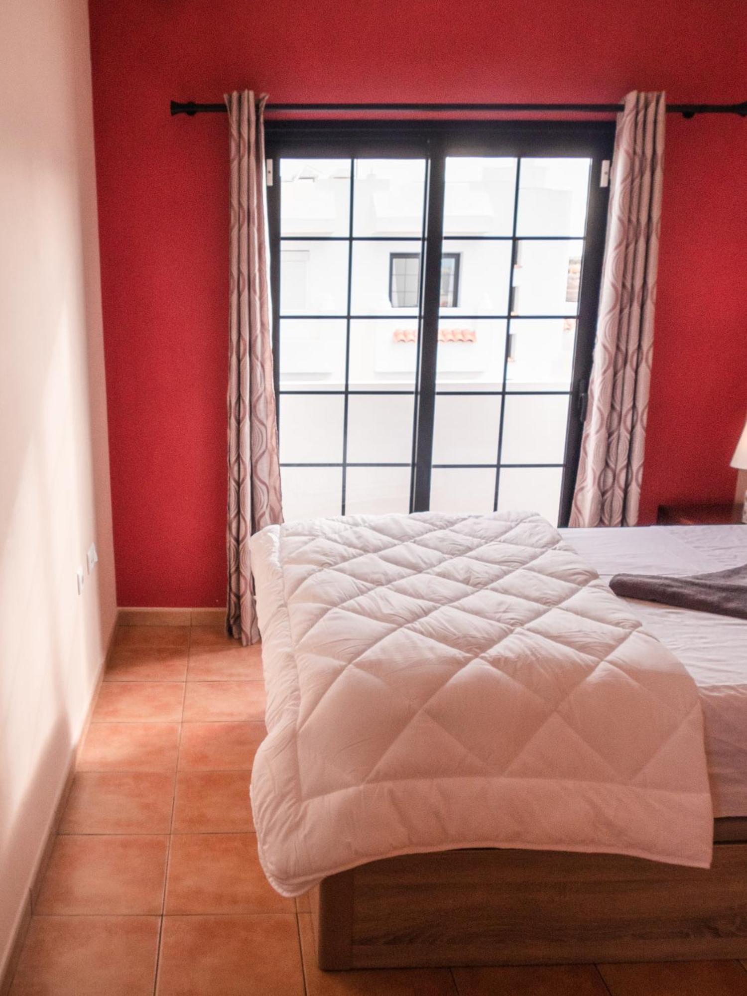 Coco Surfhouse - Coworking Coliving Hotel Corralejo Luaran gambar